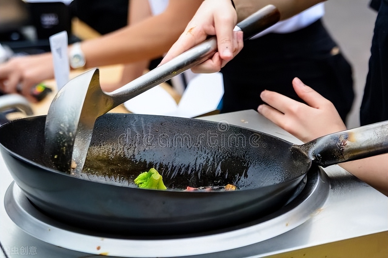铁锅分几种材质有什么区别,铁锅分生铁和熟铁区别挺大