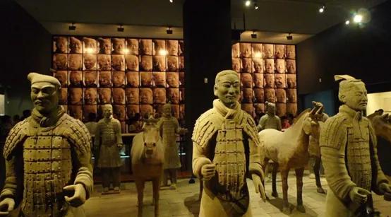 秦朝至今的服饰,秦朝的真实服饰