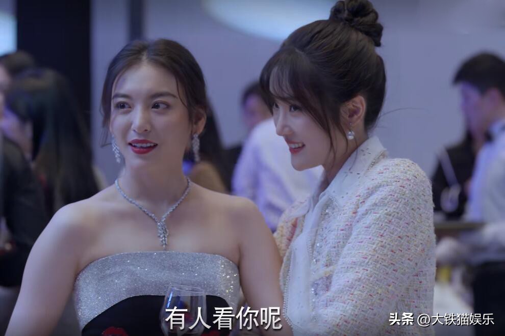 李立群有几个儿女,李立群儿女神似梅艳芳