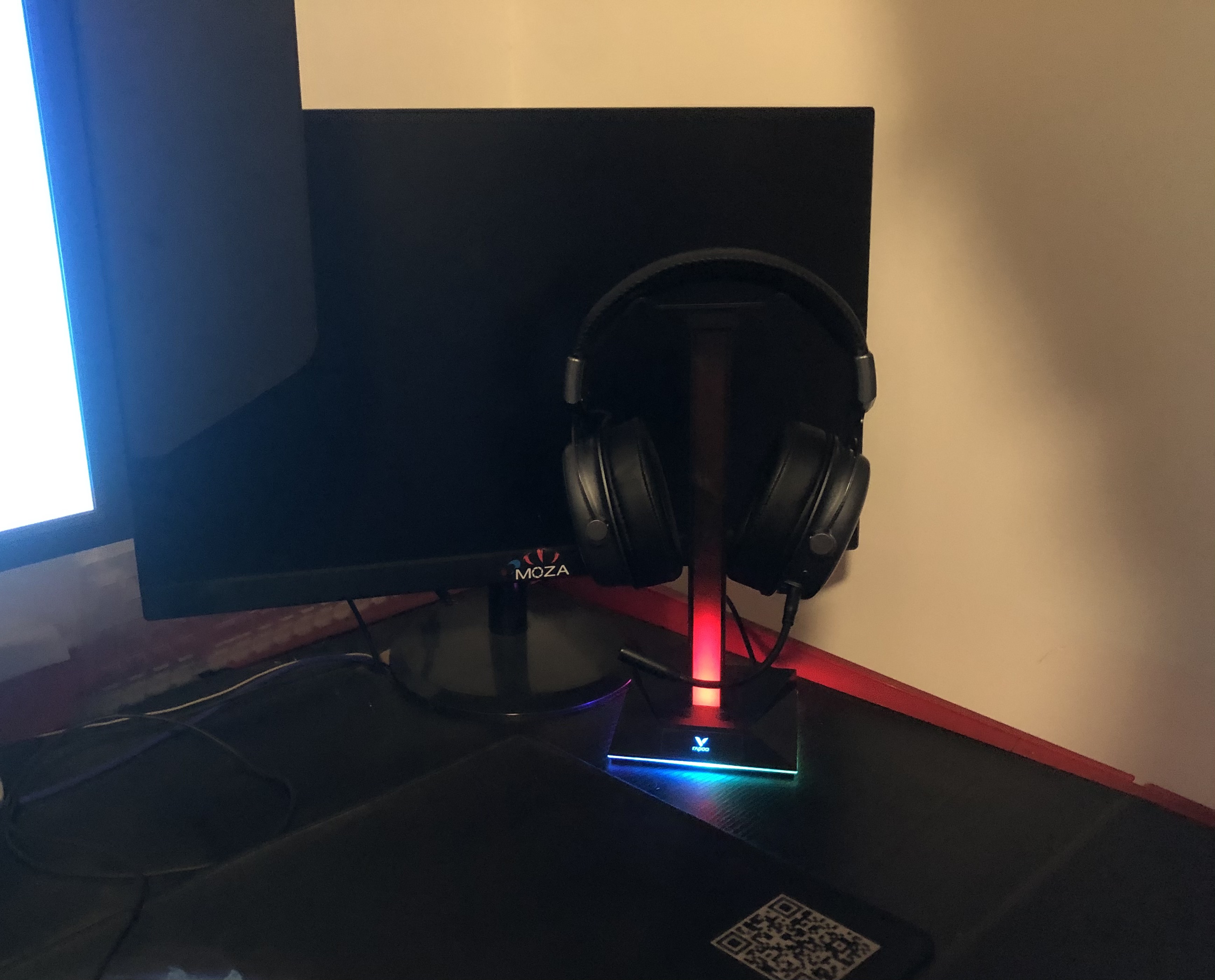 雷柏vh800适合苹果手机游戏吗,雷柏vh800和西伯利亚s21