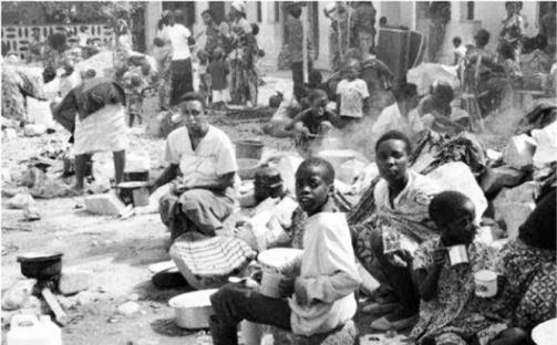 如何理解十八世纪殖民时期不成比例的易货贸易模式？