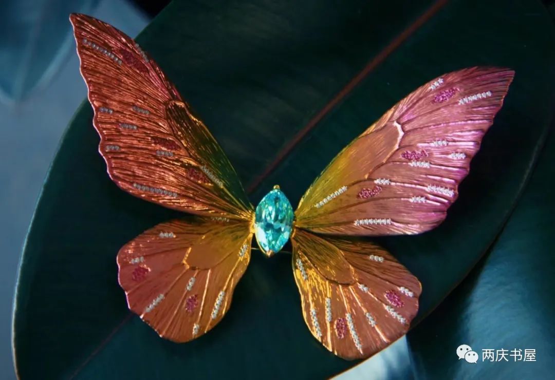 日本回流宋代官窑玄门瓶,老瓷器清霁蓝釉四方瓶