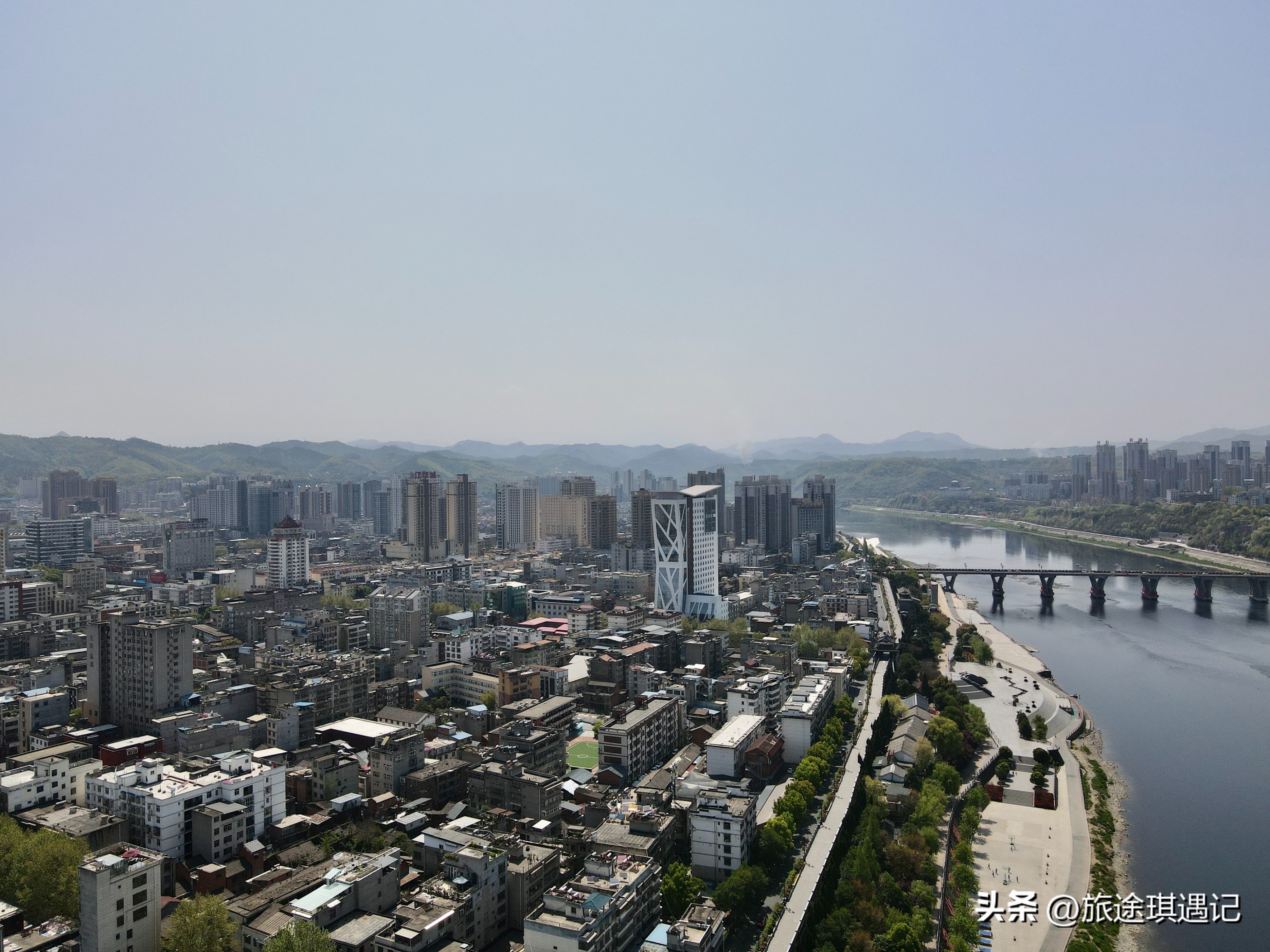 陕西安康是否是最佳宜住小城市,因三线建设而设立的城市
