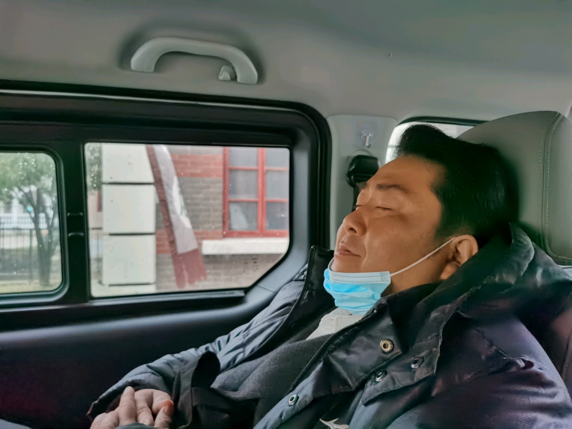 醉酒在车里休息也算酒驾,酒后车内休息被判酒驾起诉交警