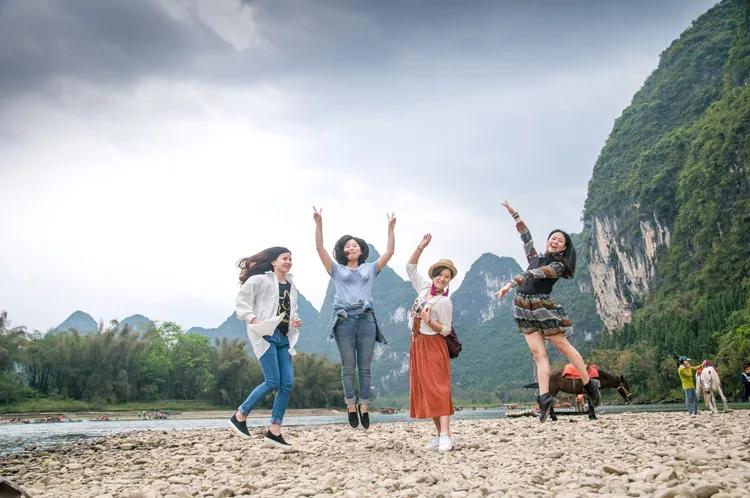 阳朔相公山玩完再去遇龙河一日游,相公山到遇龙河景区坐船怎么走的