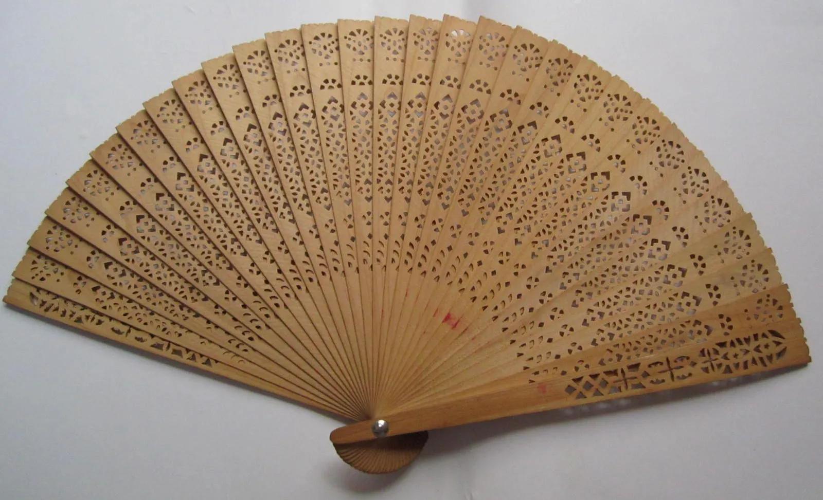 口臭老婆嫌弃怎么办,口臭的女朋友