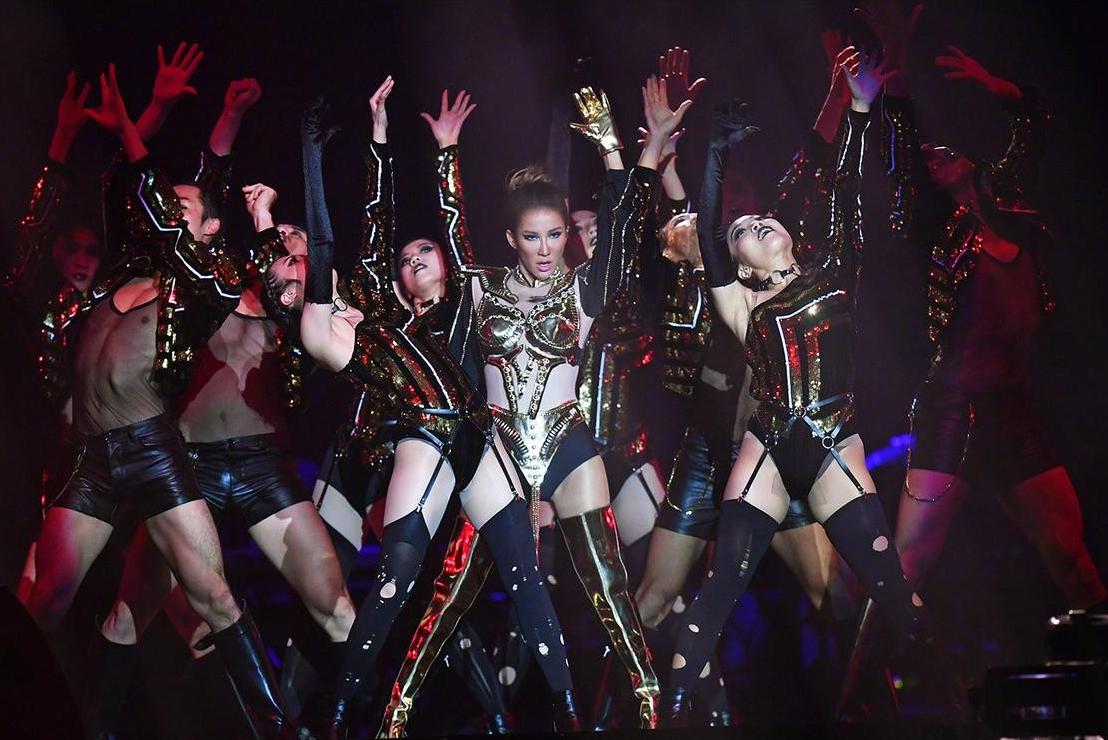 3天前，歌星李玟轻生离世，死因众说纷纭，姐姐发文称：并非自尽