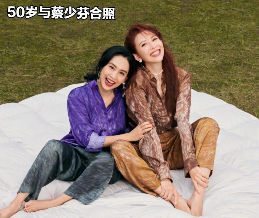 朱茵20年再遇周星驰,朱茵周星驰浪漫时刻