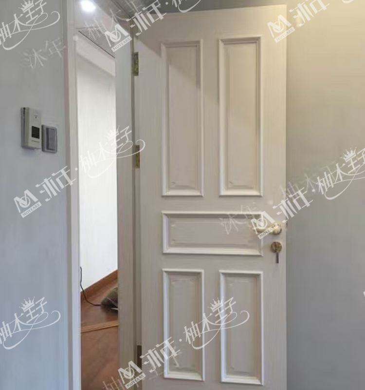 原木门跟实木门哪种好,原木门实木门复合木门