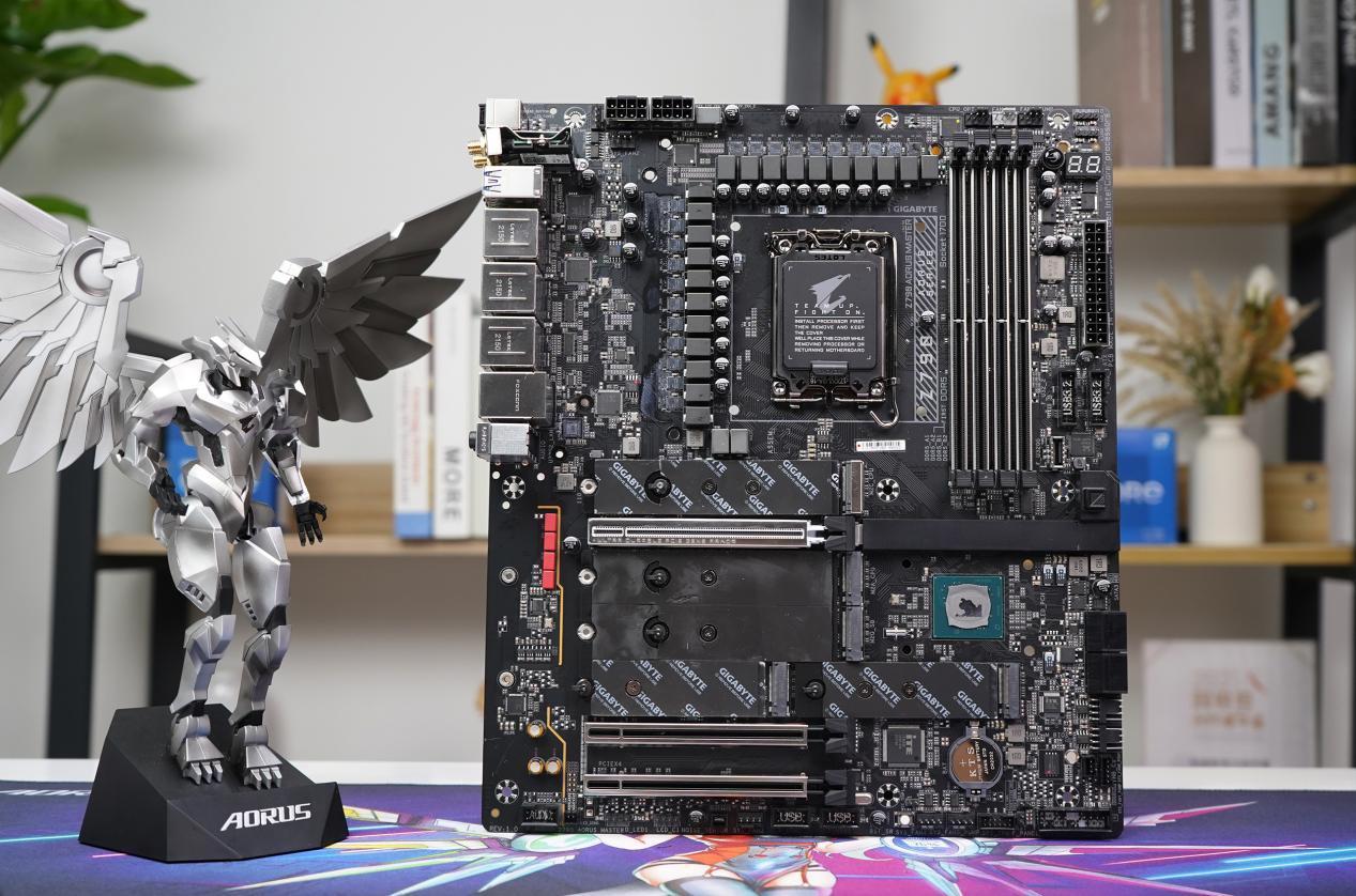 z790技嘉小雕和超耐久主板区别,技嘉超级雕主板z790搭配什么显卡