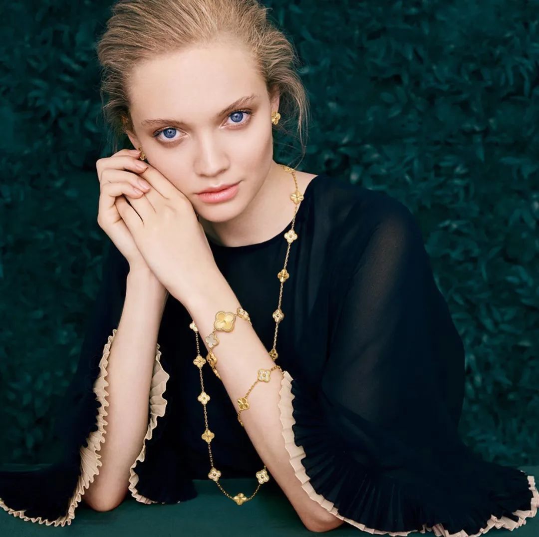 绝美梵克雅宝,梵克雅宝鎏金雕花