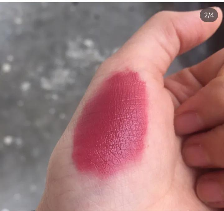 每个女生都不可能只拥有一支口红,女生一生只能买十只口红