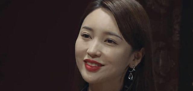 金莎少女感郝蕾,金莎正面回应郝蕾的点评