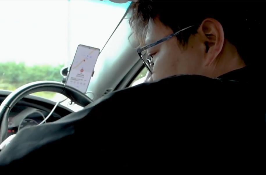 移民香港女教师离婚了吗,香港教师夫妇移民后续