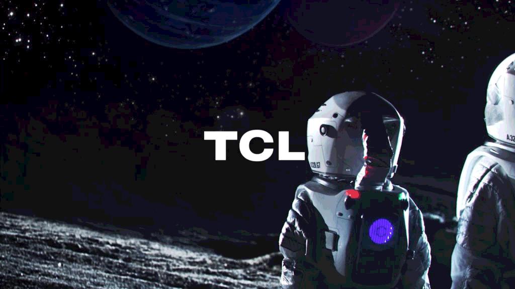 苹果发布会“刘海屏”变“药丸屏”？美版拼多多已悄悄上线