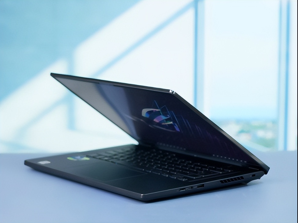 16英寸全能本,16年旗舰笔记本推荐