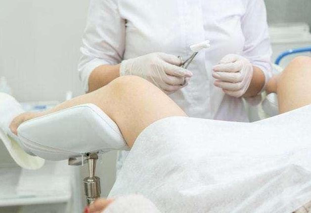 妇产科男医生面对女性隐私部位，会不会出现尴尬呢？医生说出实情