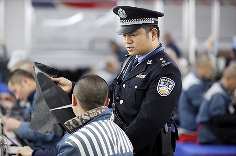 服刑人员的户口在哪,服刑人员的户口在监狱吗