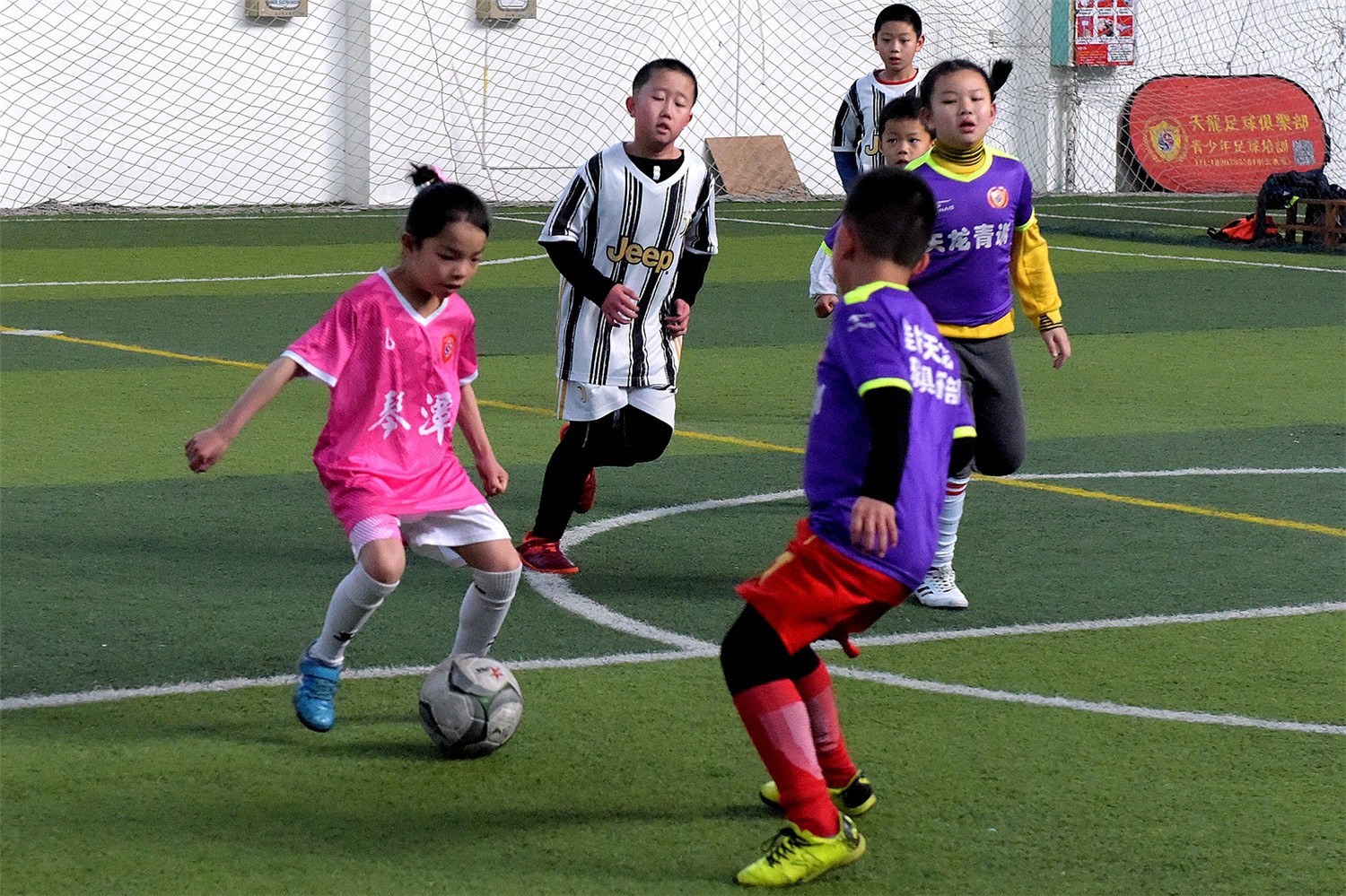 桂林翠竹小学足球赛,桂林市临桂区第一小学足球赛