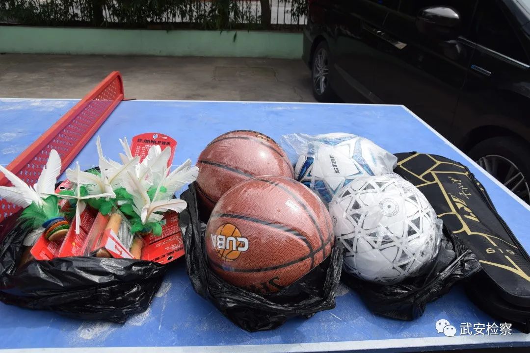 不放弃每一个孩子,为爱守护