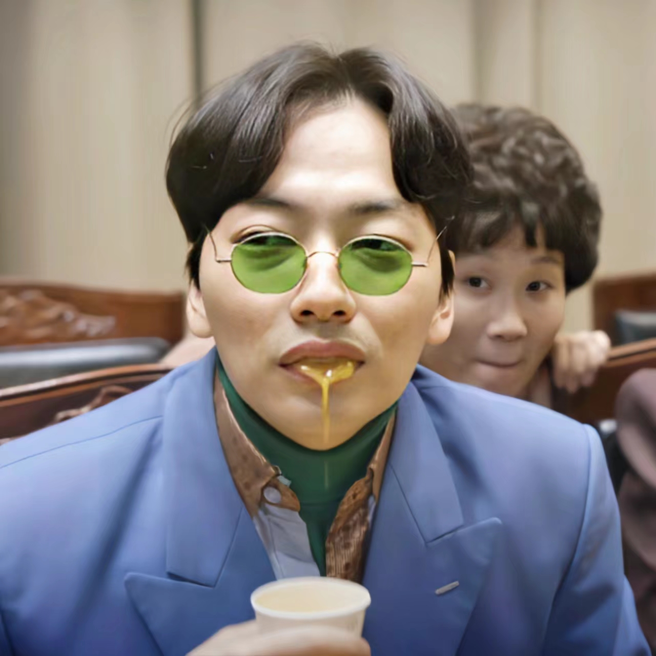 请回答1988柳东龙最后的一集,请回答1988柳东龙唱歌比赛