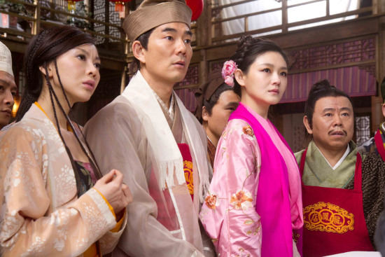 “一丝不挂”还不害臊，娱乐圈为艺术献身的“流氓真相”藏不住了