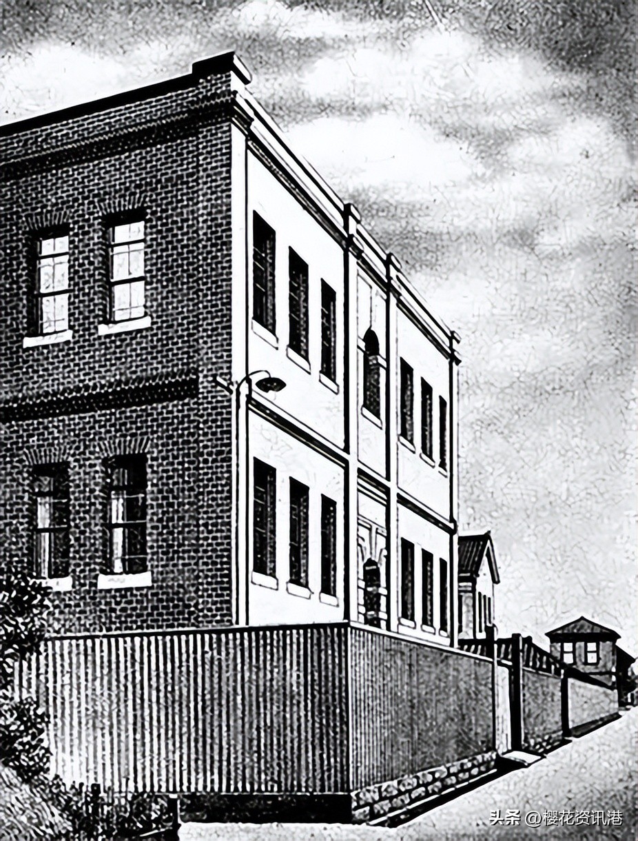 日本尼康望远镜怎么样值得买吗,日本尼康的光刻机技术怎么样