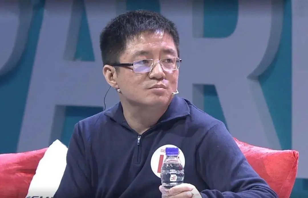 他，农村娃，中科院退学创业，年薪1.5亿，42岁退休