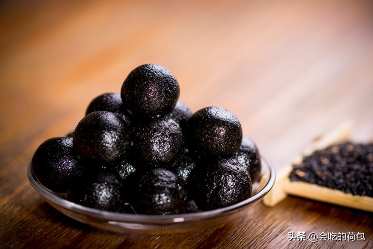 夏天出汗多吃什么补充营养,夏天容易出汗吃什么保健品