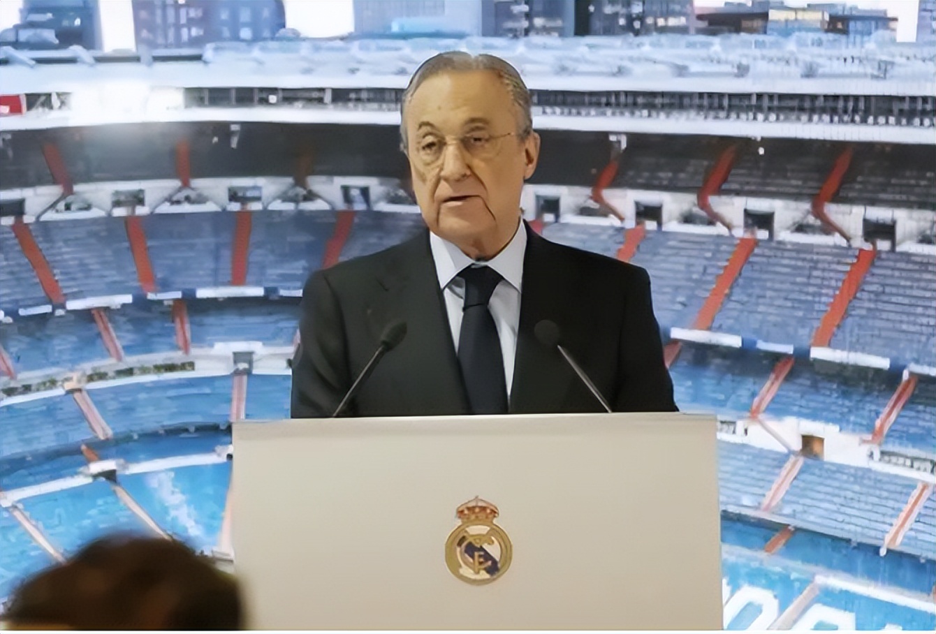 巴萨皇马工资对比,巴萨增加营收到10亿欧元