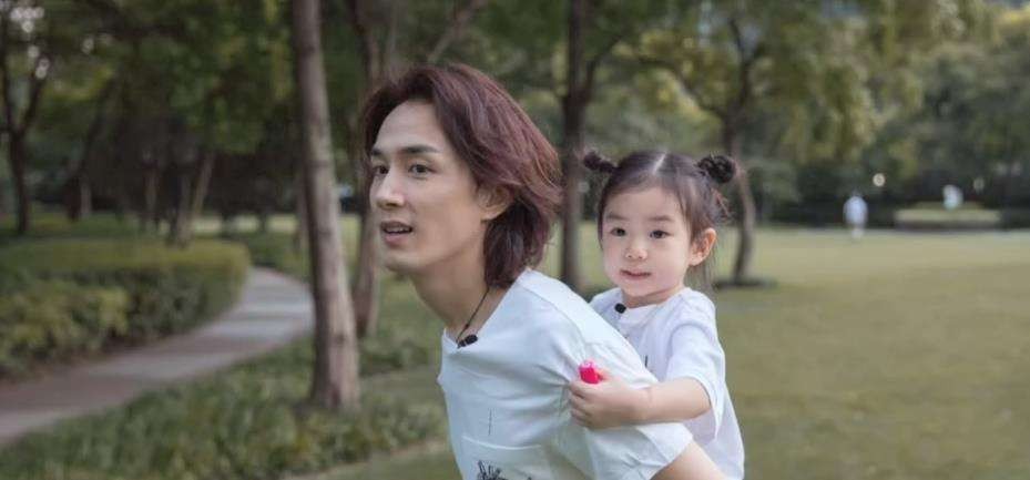 李承铉宝藏男孩,李承铉宝藏男人