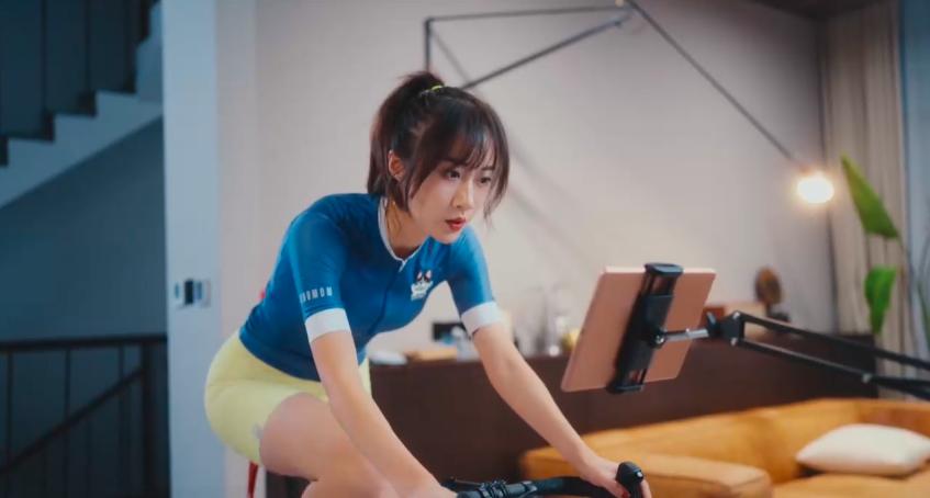 非典型博主出圈背后:冷门如何成为人人共振的热门