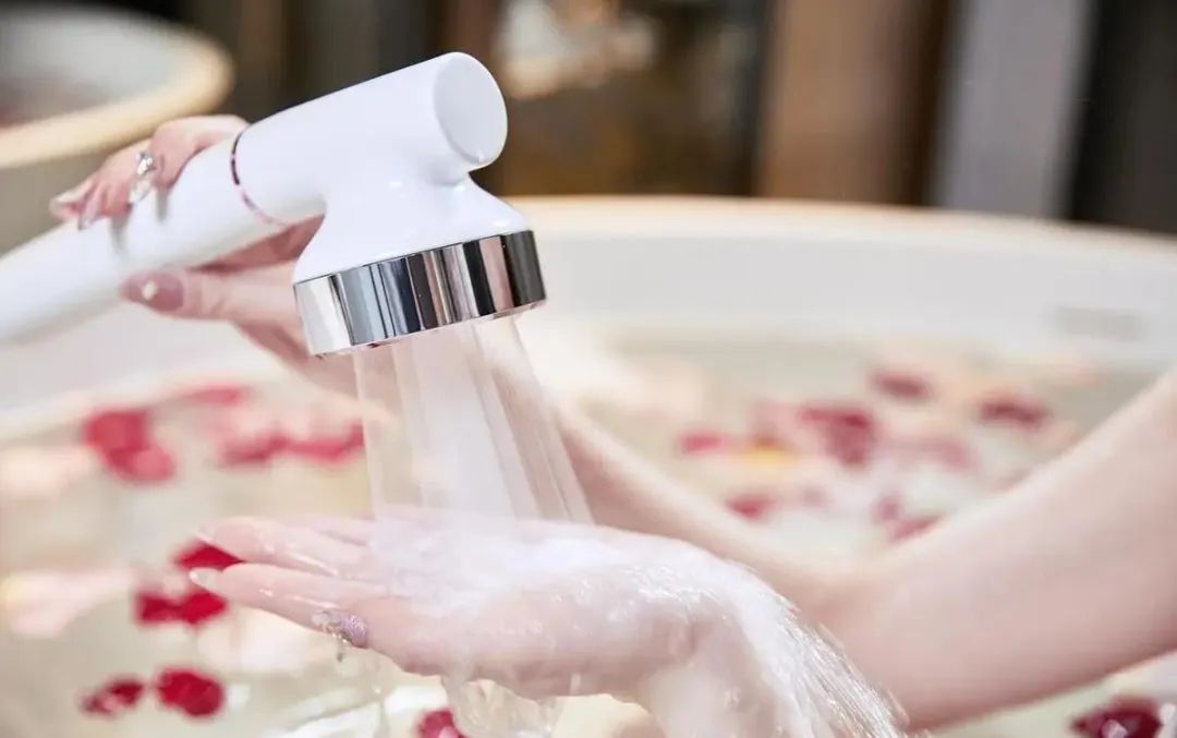 花洒堵住了怎么去除,花洒管子堵住了怎么办