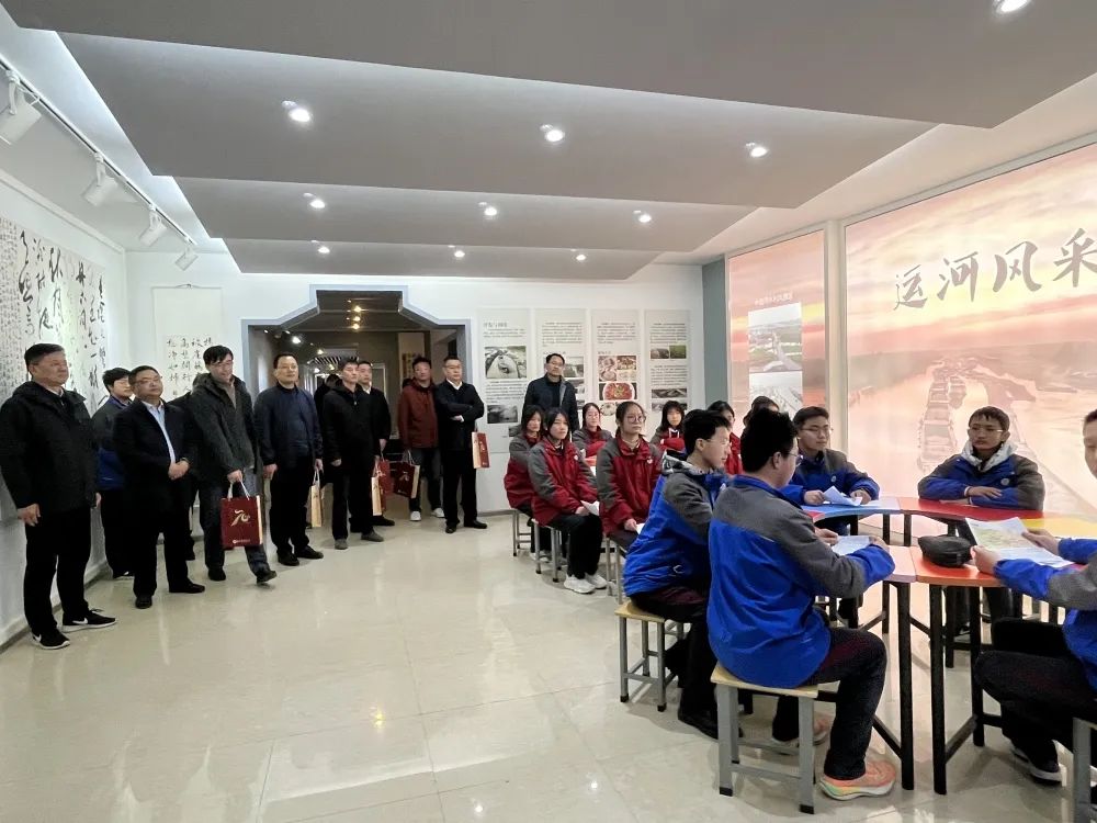 凝心聚力共谋成长——江苏省名校长工作室（主持人：陈欣）