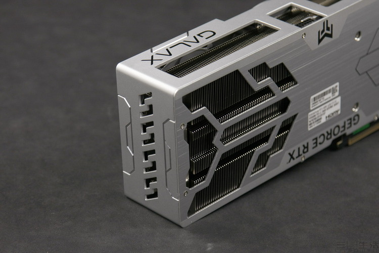 影驰rtx40608g金属大师oc怎么样,影驰rtx4090d金属大师