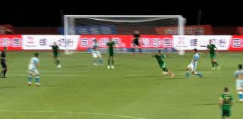 武汉三镇领跑，申花次席，泰山送大连首败，2022中超第5轮