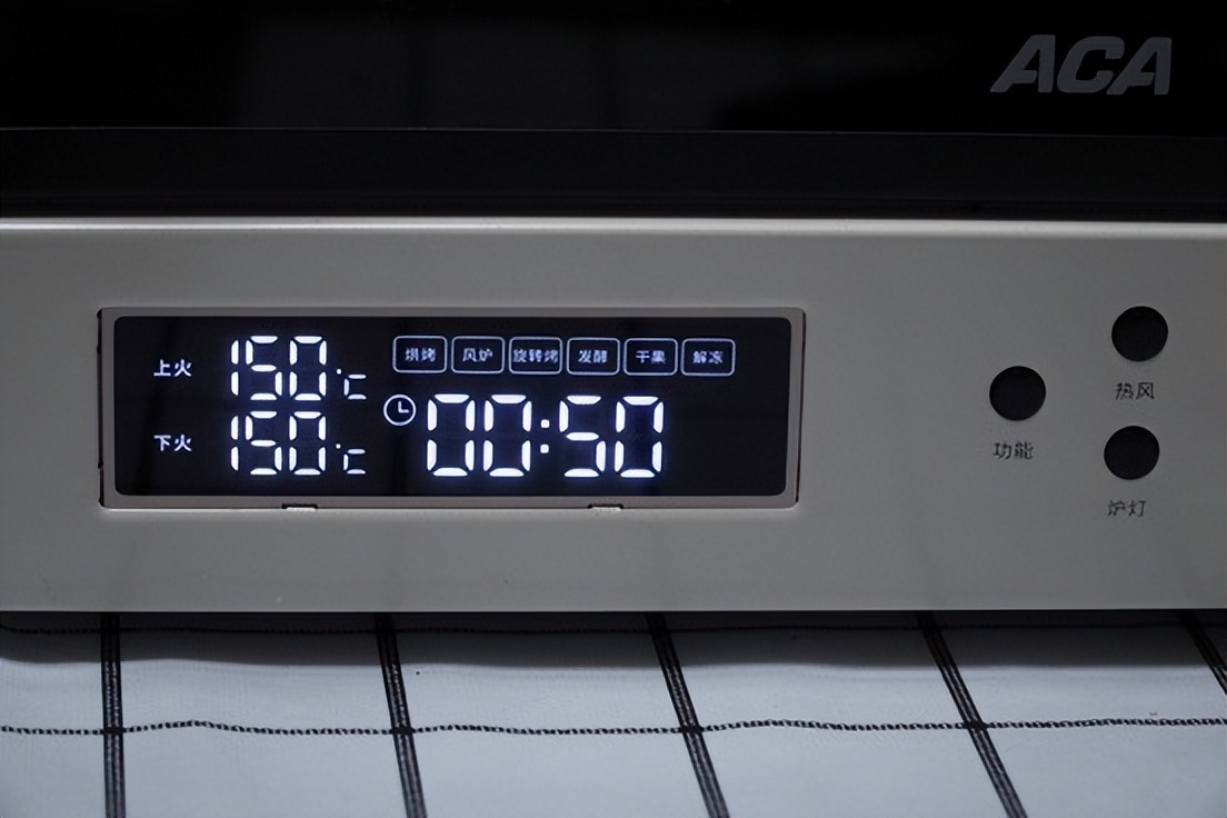 acaa8烤箱测评,厨房神器颜值爆表