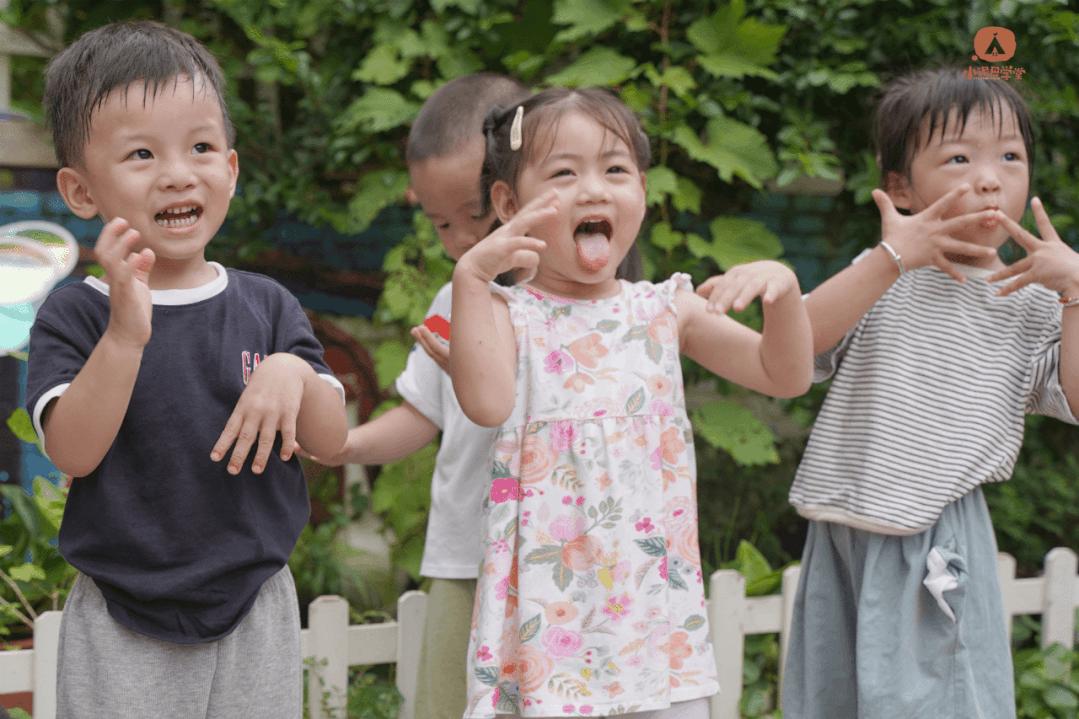 小宝宝一般几岁上幼托班好,孩子上托班给家长一点轻松的时光