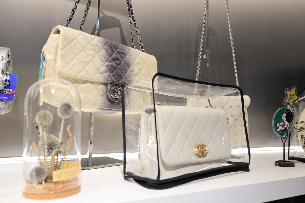 回收的二手包包怎么处理,lv二手包包回收一般几折