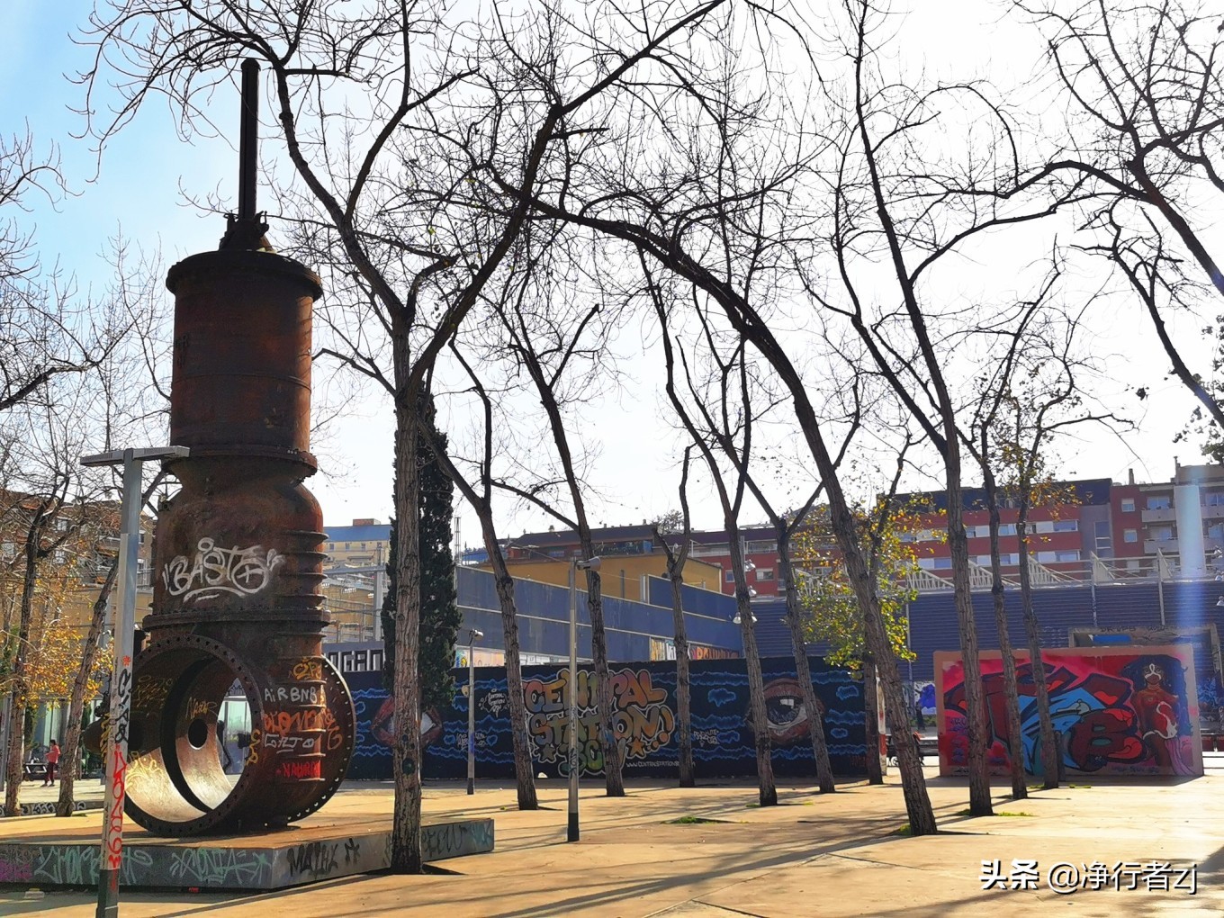 冬日暖阳拔“牙”记（34）巴塞罗那：高迪打造的欧洲之花（上）