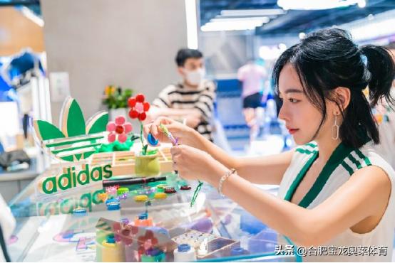 耐克阿迪达斯品牌折扣店开店技巧,阿迪达斯专卖店怎么加盟