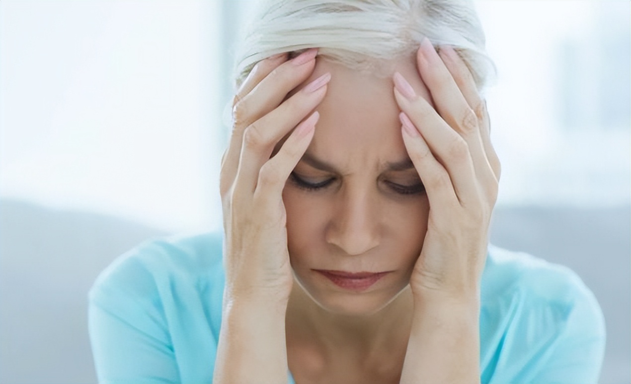 妇科女性什么年纪绝经正常,女士最佳绝经年龄是多大