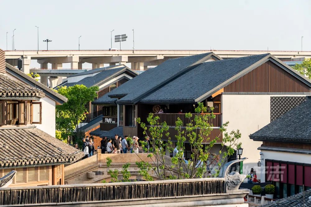 CRR百图斩｜公园里的新天地：上海蟠龙天地