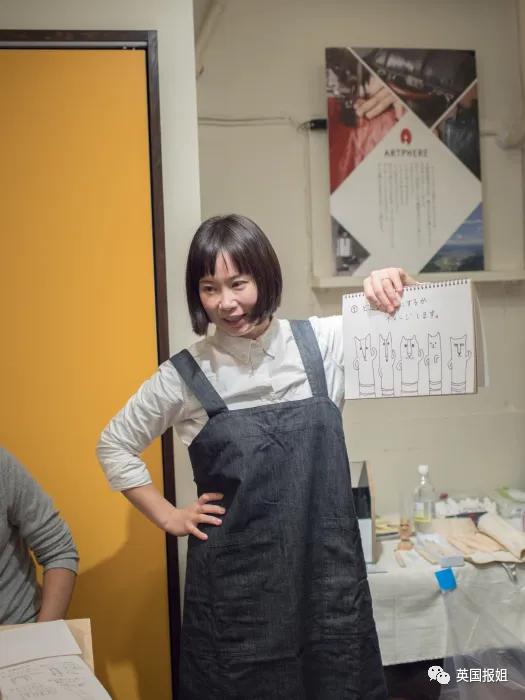 木头雕刻作品猫,手工雕刻木雕小猫