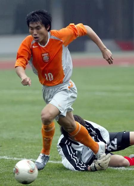 10座奖杯，永远的10号传奇