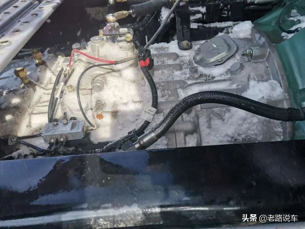 悍vh460国六牵引车空滤什么型号,悍vh460和悍v400车型一样吗