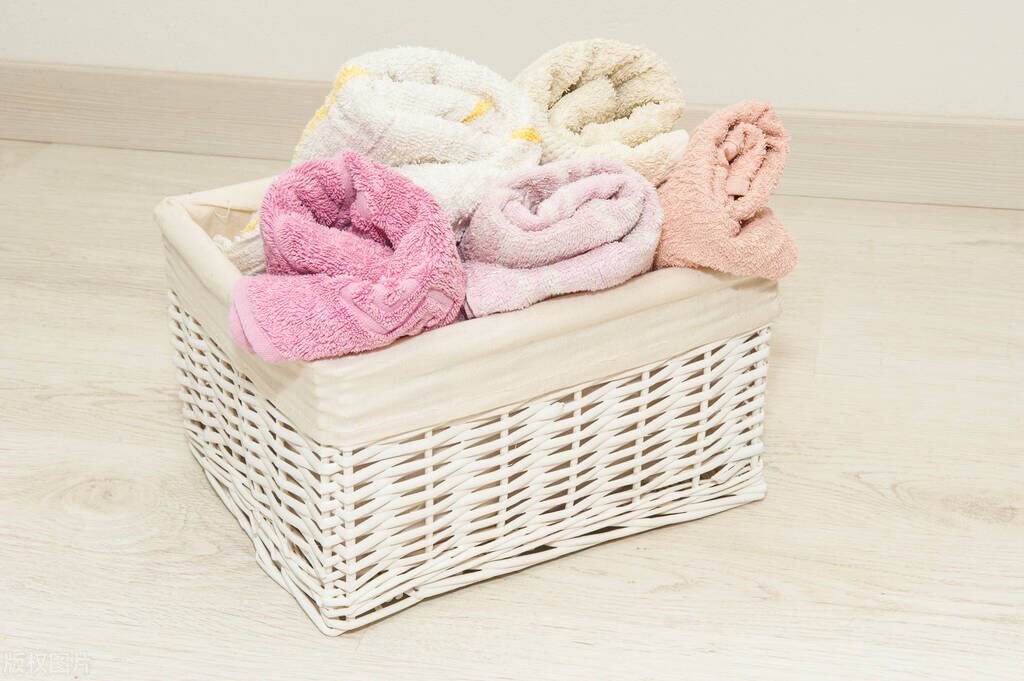 毛巾变黑了该怎么清理,毛巾发黑发臭怎么洗能洗干净