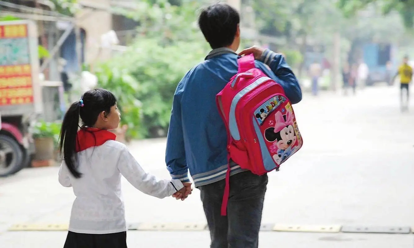 当代啃老年轻人现状,深度还原当代年轻人啃老