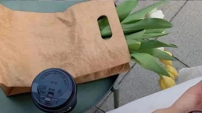 想了很久怎么描写,想了很久怎么说有诗意