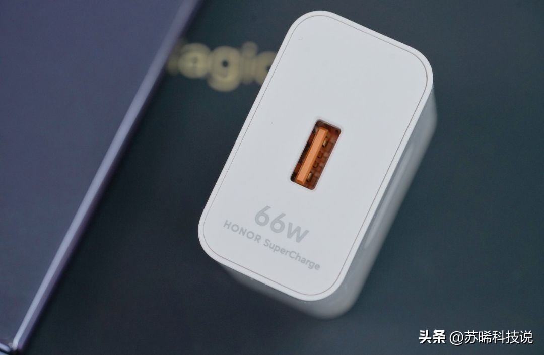 荣耀magicv2折叠屏影像,荣耀magicv2折叠屏手机相机像素